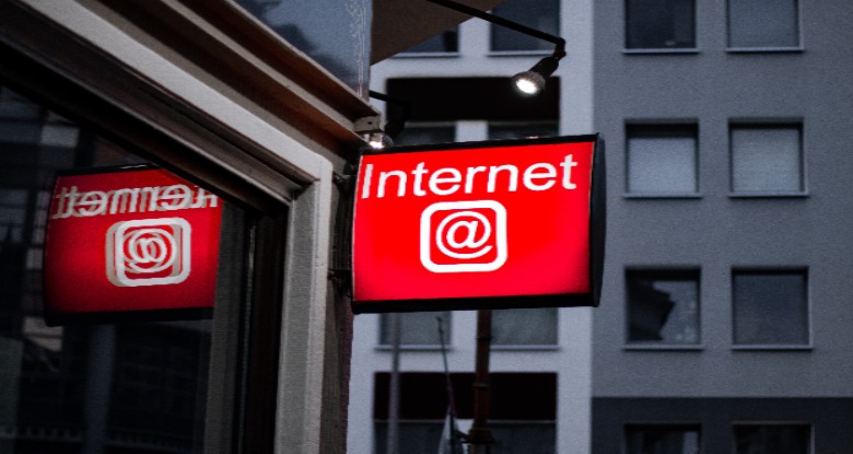 Red sign of the word Internet
